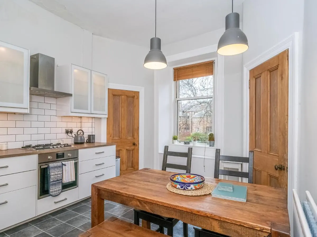 Newly Decorated Spacious 2Bed Flat In Chic Area Εδιμβούργο